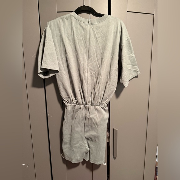 NWT Zara Fitted Shorts Romper Sage Green - M - Picture 6 of 6
